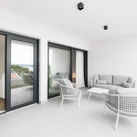 New Modern By The Sea, Magical View, A Few Minutes From The - By Traveler Tourist Agency Krk - Id 2000 Dramalj